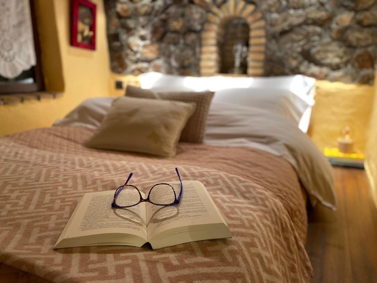 Agoriani Art - Sweet Little Holiday home *