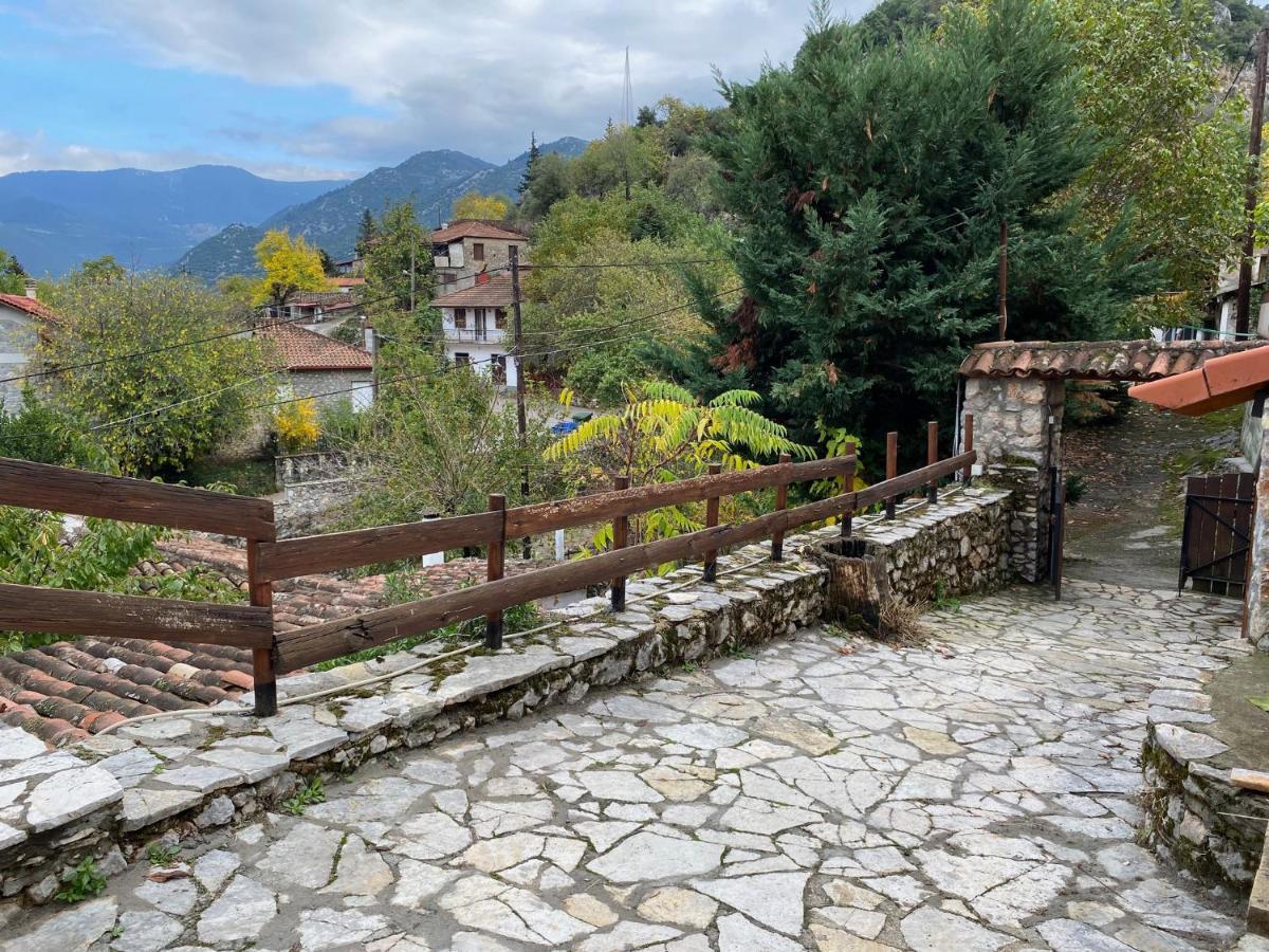 Agoriani Art - Sweet Little Holiday home Lilaia